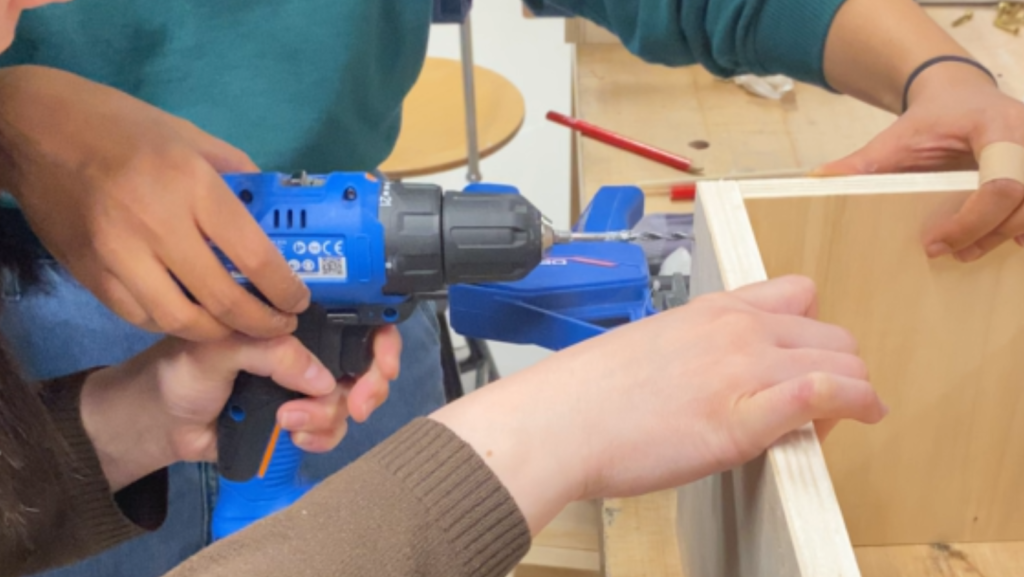 coaching bricolage pour créer ses meubles